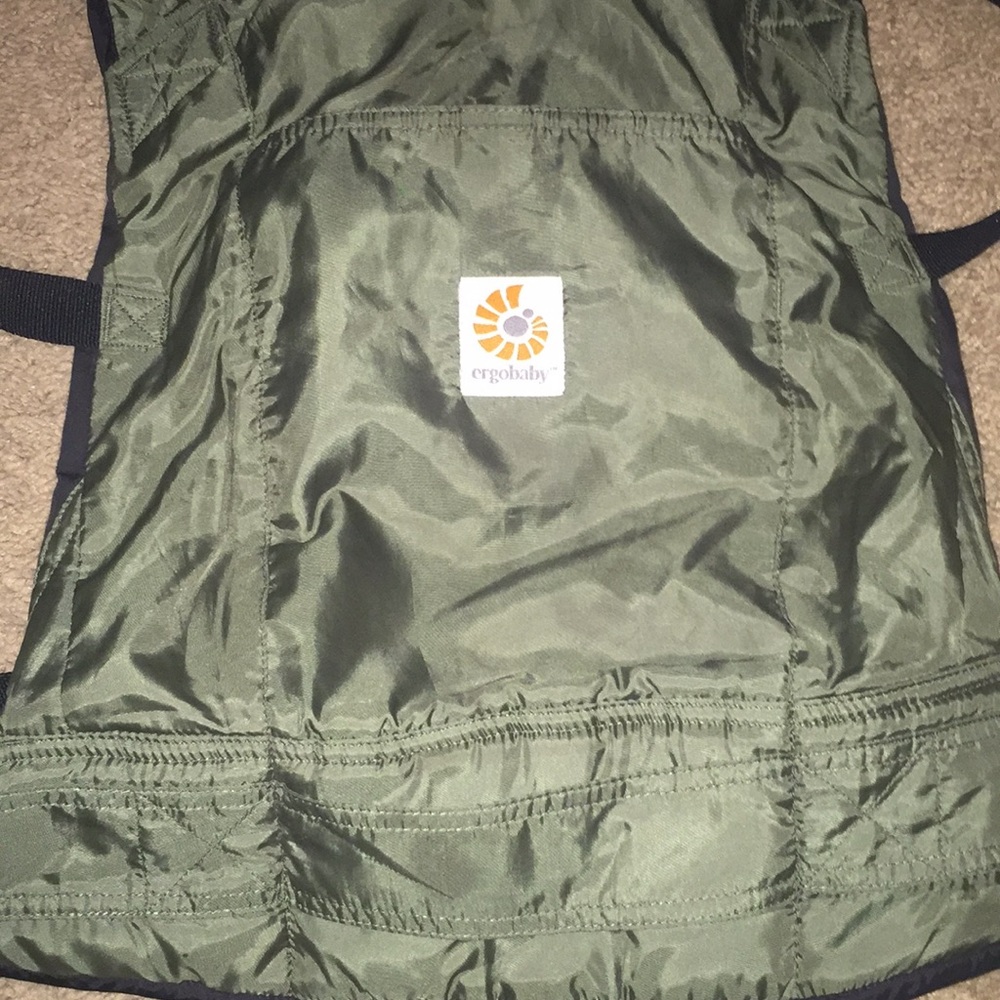 Ergo baby carrier with infant insert